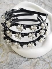 İNCİ DETAYLI TAŞLI PENS MANDAL TAÇ