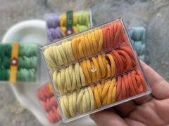 SOFT RENKLER LASTİK KUTU TOKA SET