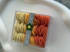 SOFT RENKLER LASTİK KUTU TOKA SET