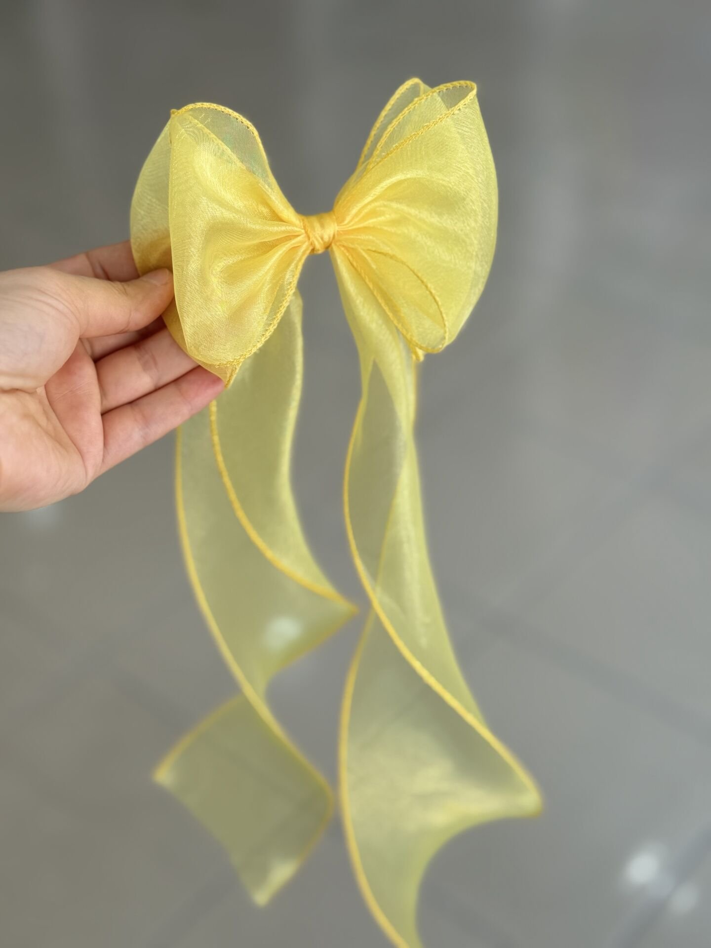 Uzun Kuyruklu Organze Tül Fiyonk Otomatik Mandal