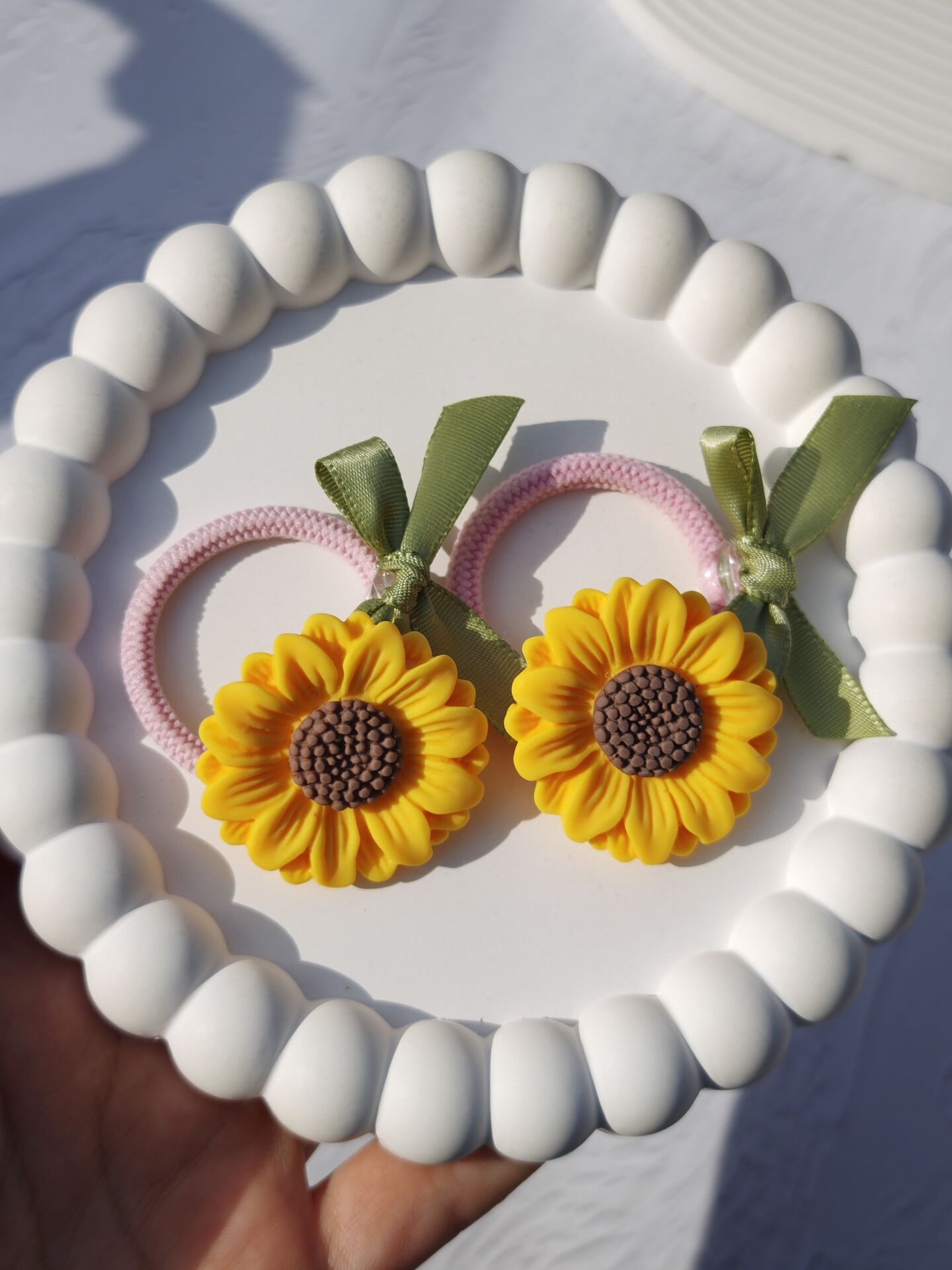 Ayçiçeği Fiyonklu Lastik Toka