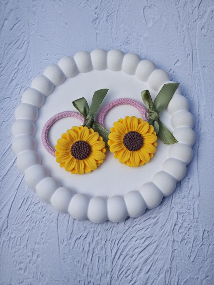 Ayçiçeği Fiyonklu Lastik Toka