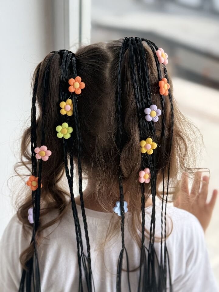 ÇİÇEK MODEL ÖRGÜLÜ LASTİK SAÇ