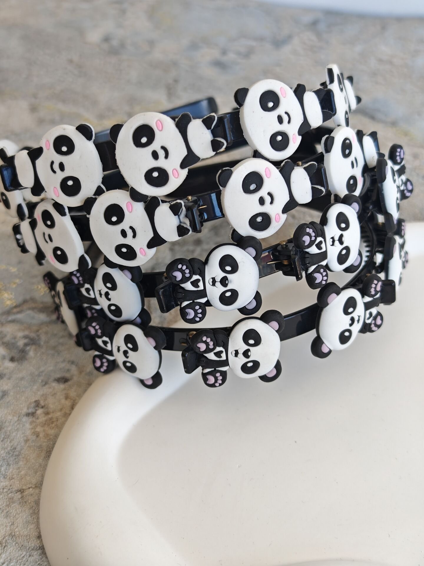 PANDA MODEL PENS MANDALLI TAÇ