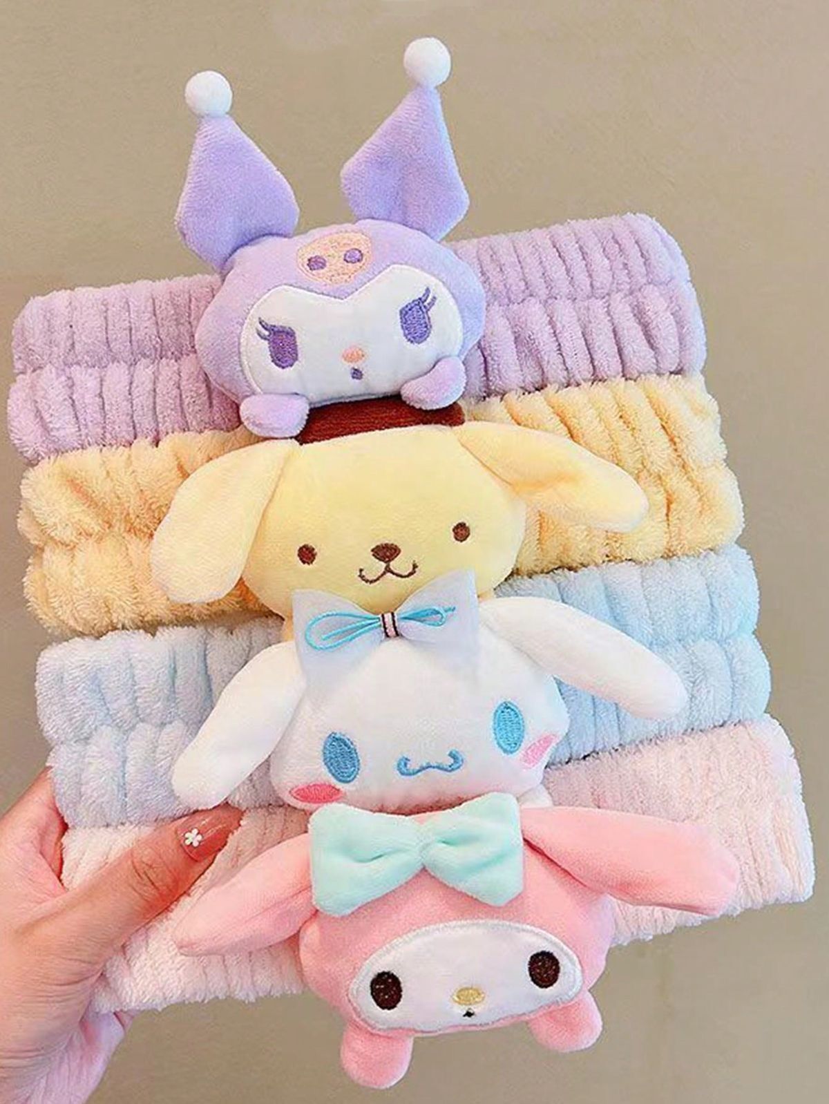 PELUŞ SAÇ BANDANA MODELLERİ