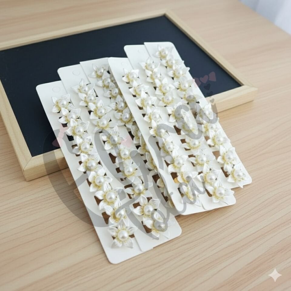 İNCİLİ ÇİÇEK MODEL 10 LU KART SAC KÜPESİ SAÇ TOKASI