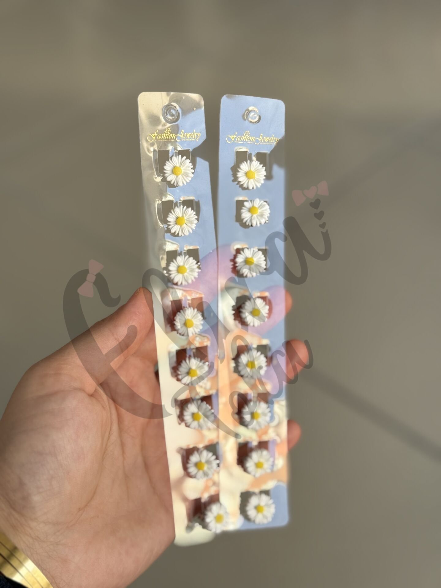 MİNİ BOY PAPATYA SAÇ KÜPESİ 8 Lİ KART